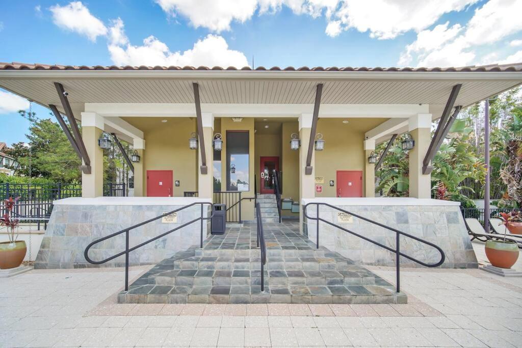 Cozy & Elegant 4Br Enchanted Townhouse - 1 Mile To Disney With Resort Pool, Gym, & Jacuzzi Orlando Exterior photo