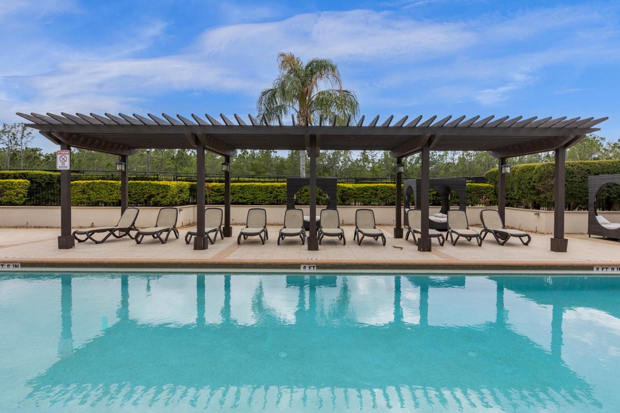Cozy & Elegant 4Br Enchanted Townhouse - 1 Mile To Disney With Resort Pool, Gym, & Jacuzzi Orlando Exterior photo