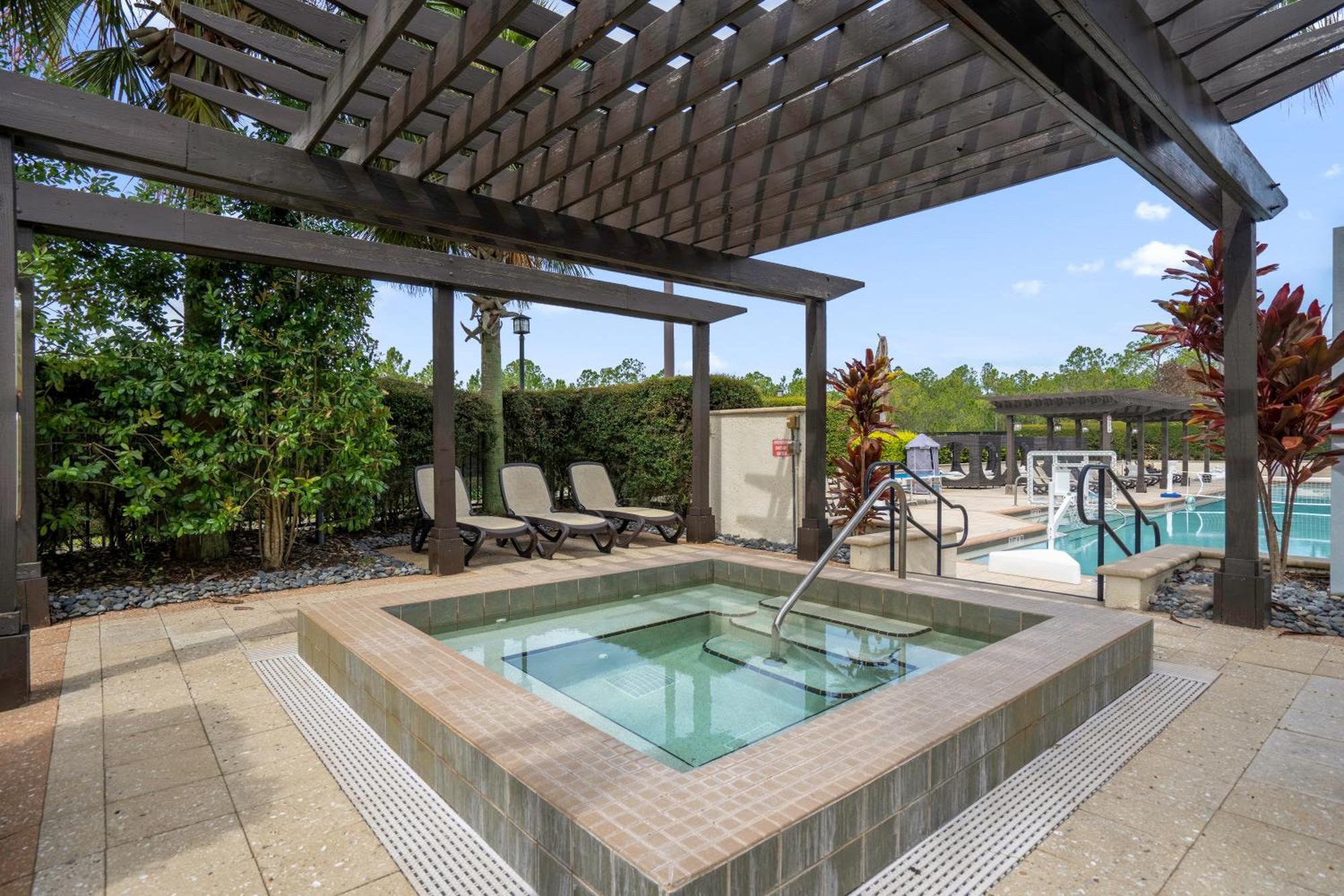 Cozy & Elegant 4Br Enchanted Townhouse - 1 Mile To Disney With Resort Pool, Gym, & Jacuzzi Orlando Exterior photo
