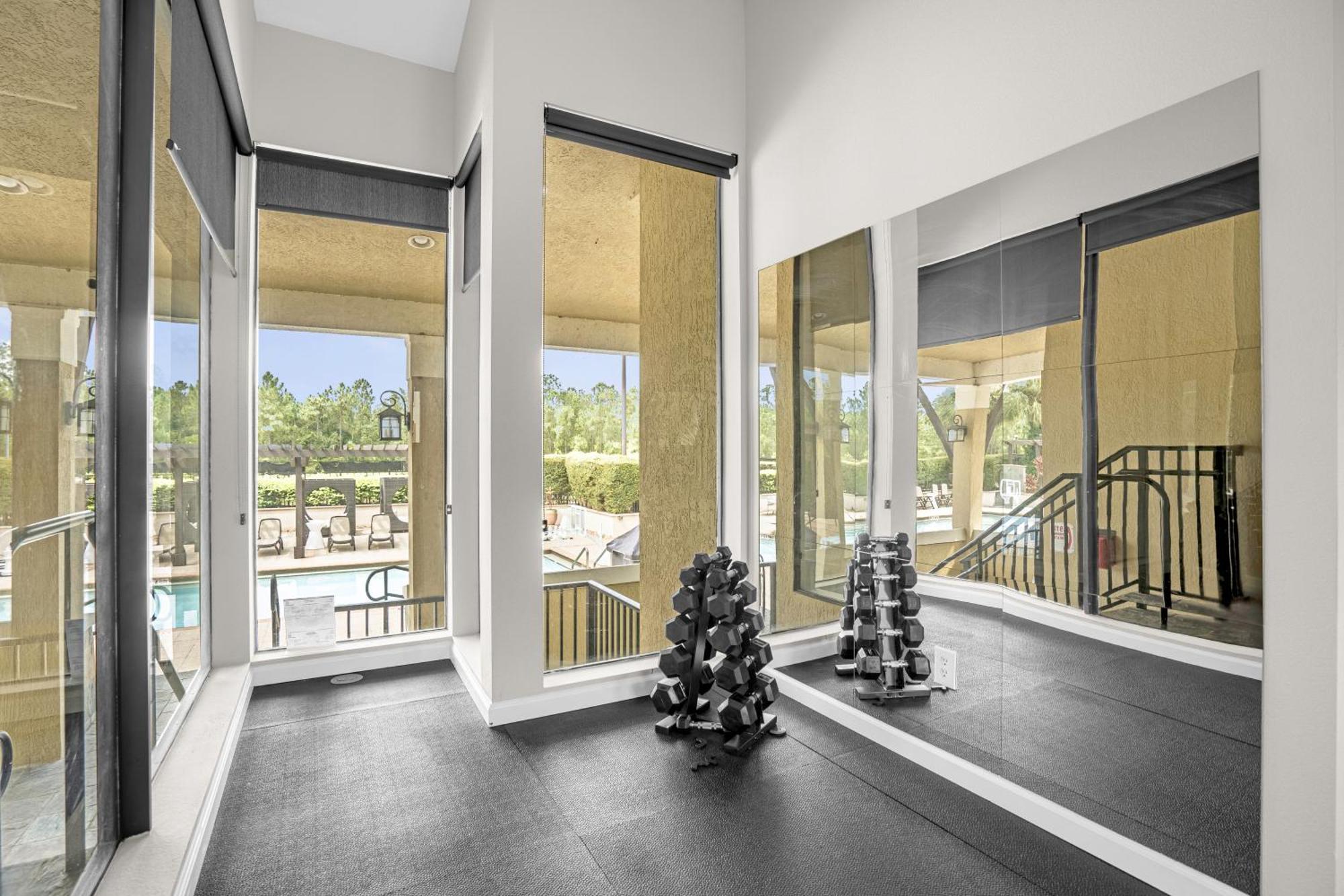 Cozy & Elegant 4Br Enchanted Townhouse - 1 Mile To Disney With Resort Pool, Gym, & Jacuzzi Orlando Exterior photo